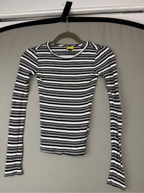 Prince & Fox Black and White Striped Long Sleeve Top